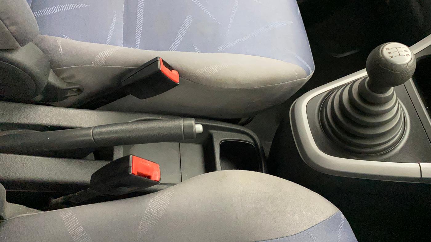 2010 Maruti Ritz VXI GENUS, Petrol, Manual, 27,064 km, Gear Lever
