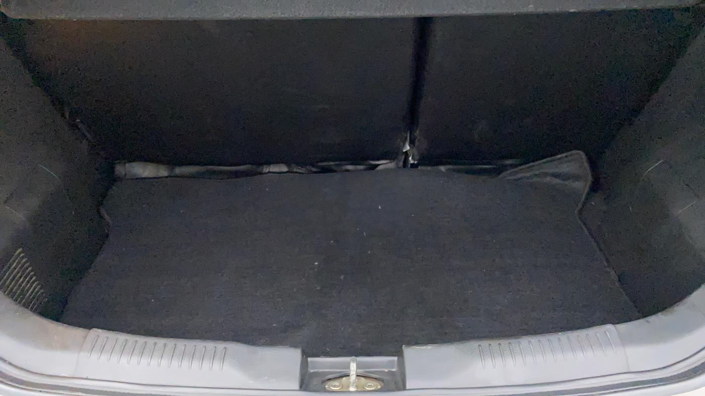 2018 Maruti IGNIS ZETA 1.2 K12, Petrol, Manual, 65,508 km, Boot Inside