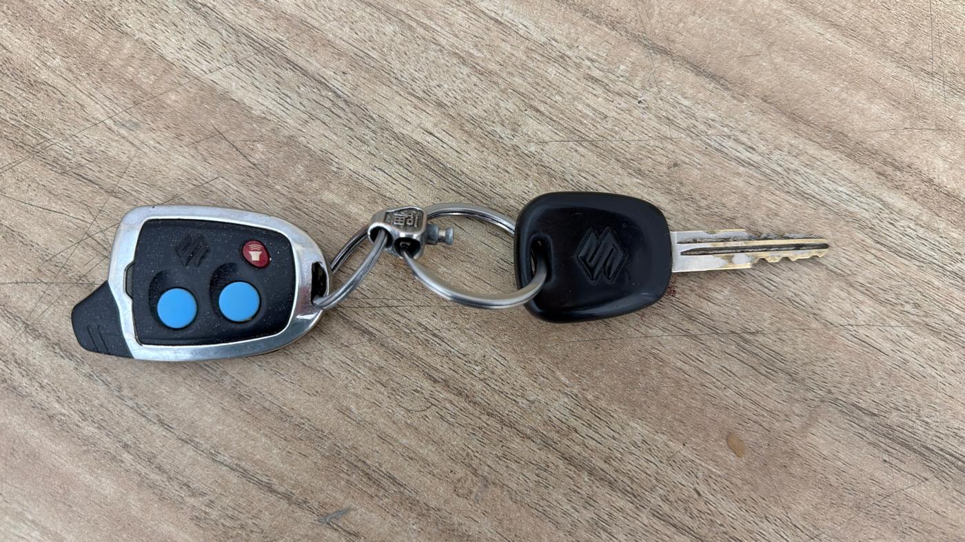 2014 Maruti Alto 800 LXI, Petrol, Manual, 1,11,879 km, Key Close Up