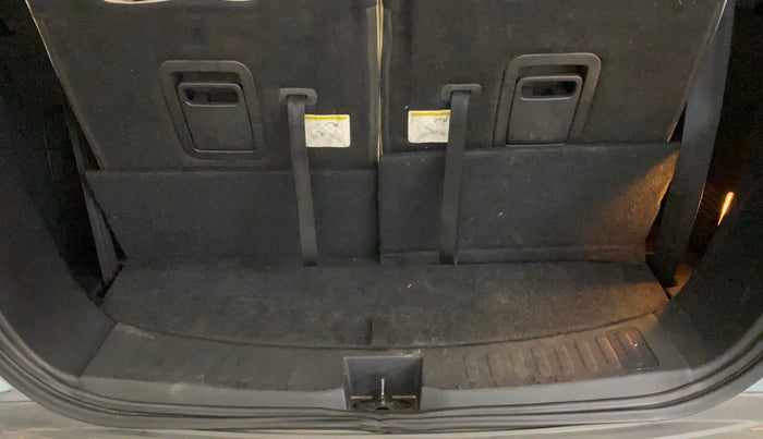 2021 Tata Safari XZA PLUS, Diesel, Automatic, 82,692 km, Boot Inside