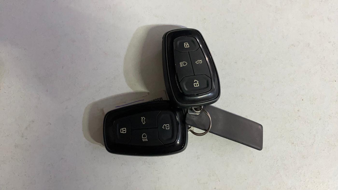 2021 Tata Safari XZA PLUS, Diesel, Automatic, 82,692 km, Key Close Up
