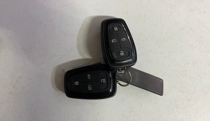 2021 Tata Safari XZA PLUS, Diesel, Automatic, 82,692 km, Key Close Up