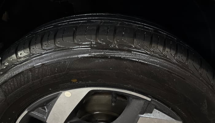 2019 Hyundai VENUE SX PLUS 1.0 TURBO DCT, Petrol, Automatic, 50,628 km, Right Front Tyre Tread