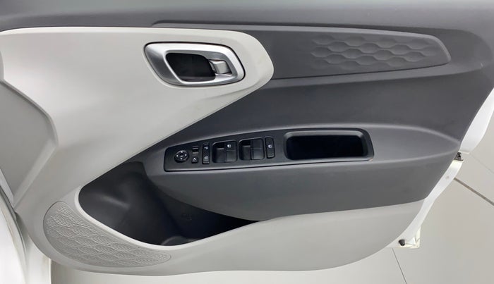 2020 Hyundai GRAND I10 NIOS SPORTZ AMT 1.2 KAPPA VTVT, Petrol, Automatic, 17,778 km, Driver Side Door Panels Control