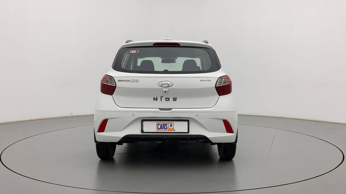 2020 Hyundai GRAND I10 NIOS SPORTZ AMT 1.2 KAPPA VTVT, Petrol, Automatic, 17,778 km, Back/Rear