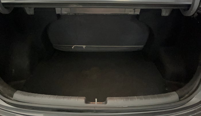 2021 Hyundai AURA SX 1.2, Petrol, Manual, 46,544 km, Boot Inside