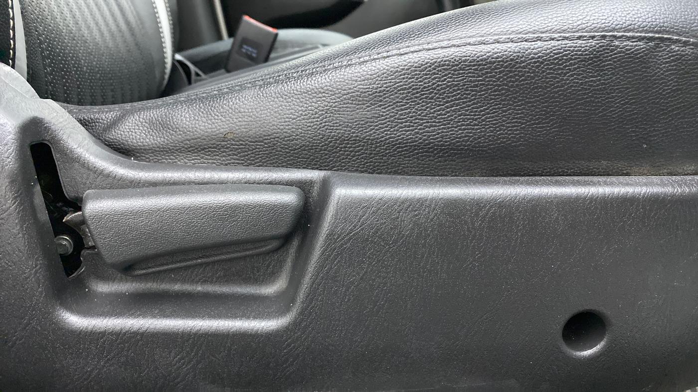 2020 Maruti Alto VXI, Petrol, Manual, 10,580 km, Driver Side Adjustment Panel