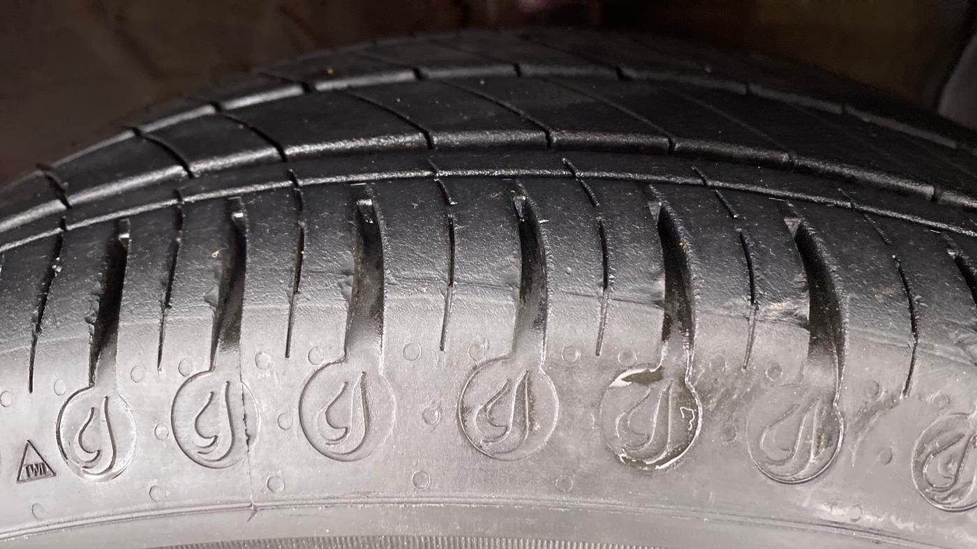 2018 Hyundai NEW SANTRO 1.1 SPORTS AMT, Petrol, Automatic, 46,497 km, Right Front Tyre Tread