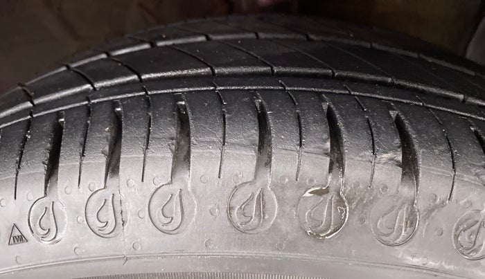 2018 Hyundai NEW SANTRO 1.1 SPORTS AMT, Petrol, Automatic, 46,497 km, Right Front Tyre Tread