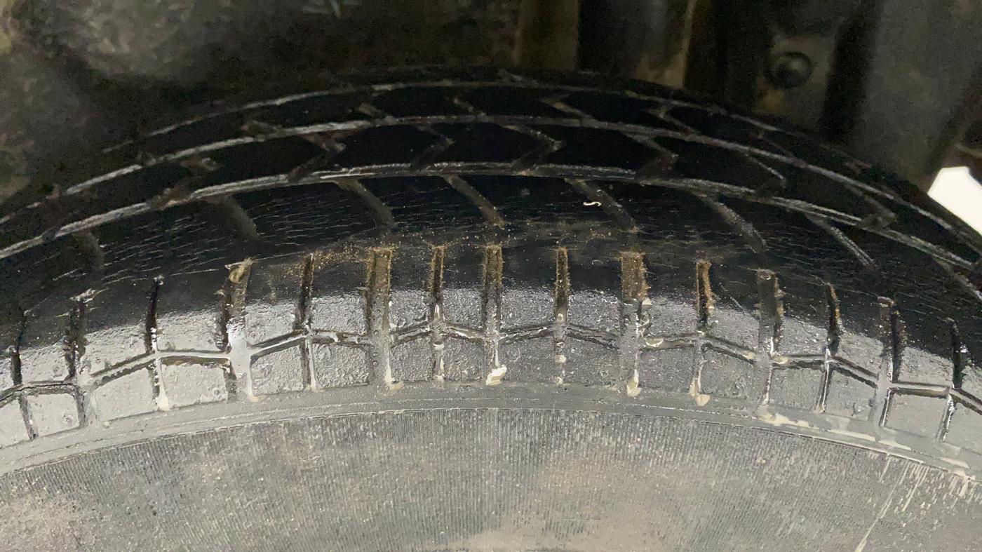 2016 Maruti Swift Dzire VXI, Petrol, Manual, 42,442 km, Left Rear Tyre Tread