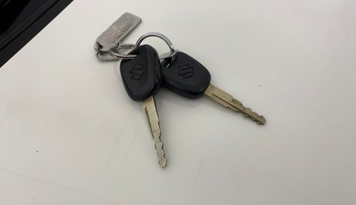 2019 Maruti New Wagon-R LXI CNG 1.0, CNG, Manual, 29,103 km, Key Close Up