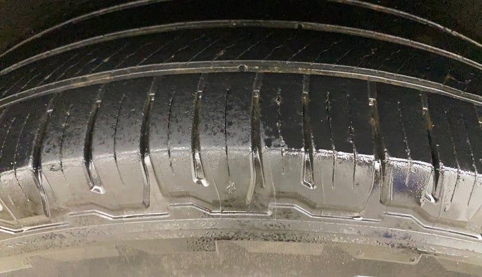 2022 Mahindra SCORPIO-N Z8 L DIESEL AT 2WD 7 STR, Diesel, Automatic, 78,037 km, Right Rear Tyre Tread