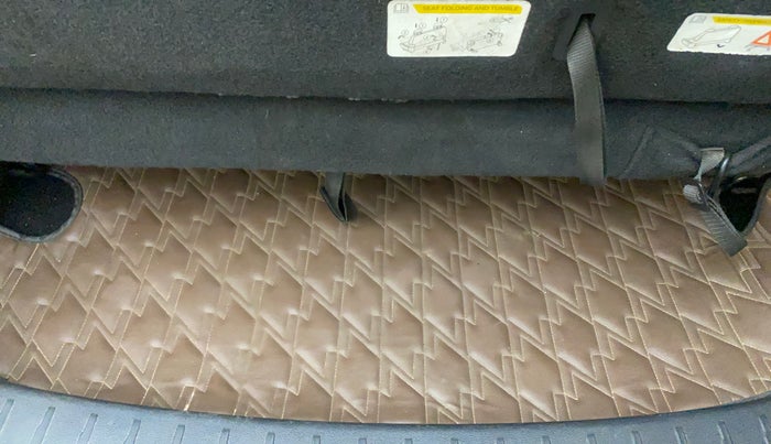 2022 Mahindra SCORPIO-N Z8 L DIESEL AT 2WD 7 STR, Diesel, Automatic, 78,037 km, Boot Inside