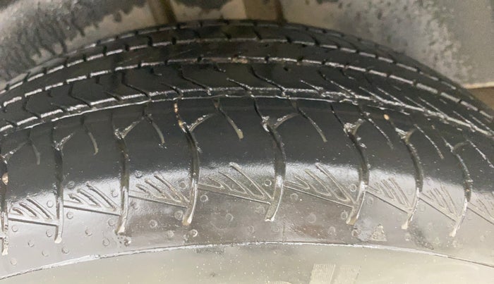 2020 MG HECTOR SHARP HYBRID 1.5 PETROL, Petrol, Manual, 85,500 km, Left Rear Tyre Tread