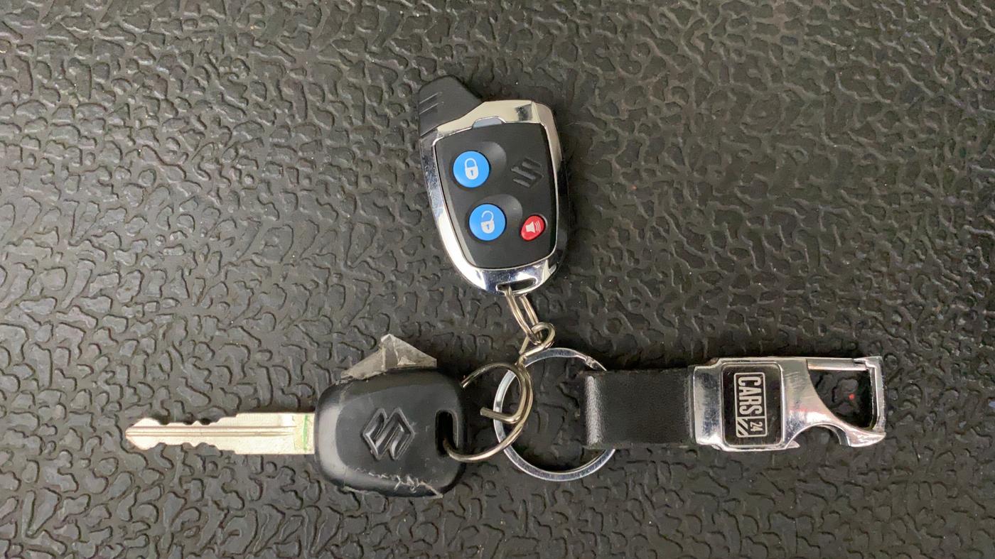2011 Maruti Ritz VXI, Petrol, Manual, 75,210 km, Key Close Up