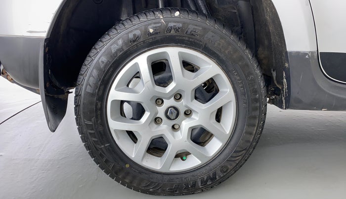2017 Renault Duster RXL PETROL 104, Petrol, Manual, 14,073 km, Right Rear Wheel