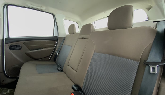 2017 Renault Duster RXL PETROL 104, Petrol, Manual, 14,073 km, Right Side Rear Door Cabin