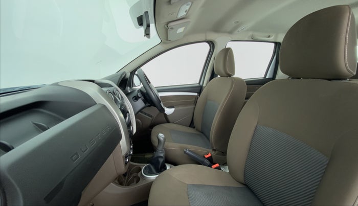 2017 Renault Duster RXL PETROL 104, Petrol, Manual, 14,073 km, Right Side Front Door Cabin
