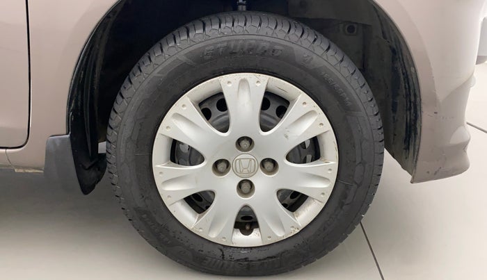 2016 Honda Brio S MT, Petrol, Manual, 40,749 km, Right Front Wheel