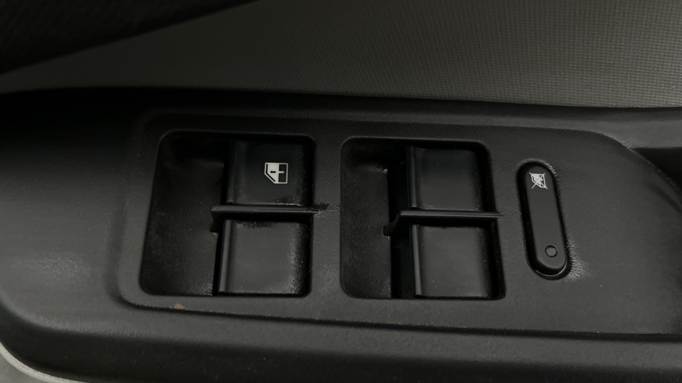 2021 Tata Tiago XT (O) PETROL, Petrol, Manual, 31,998 km, Driver Side Door Panels Control