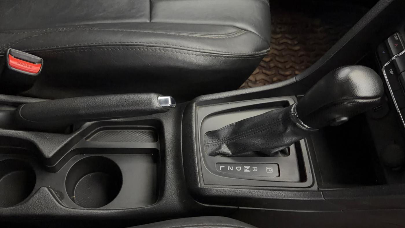 2021 Toyota URBAN CRUISER PREMIUM GRADE AT, Petrol, Automatic, 75,166 km, Gear Lever