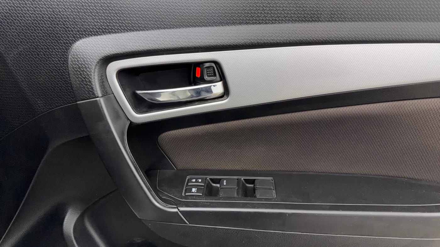 2021 Toyota URBAN CRUISER PREMIUM GRADE AT, Petrol, Automatic, 75,166 km, Driver Side Door Panels Control