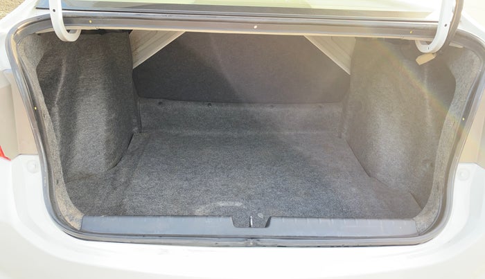 2017 Honda City 1.5L I-VTEC ZX CVT, Petrol, Automatic, 70,252 km, Boot Inside