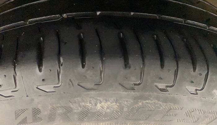 2017 Honda City 1.5L I-VTEC VX CVT, Petrol, Automatic, 1,21,398 km, Left Rear Tyre Tread