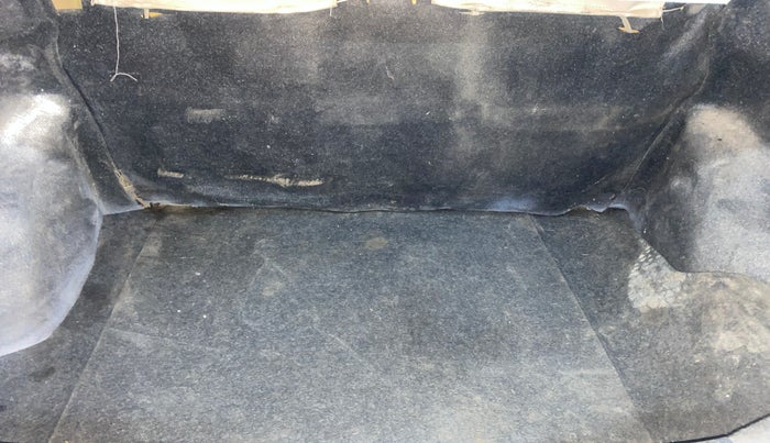 2017 Maruti Swift Dzire ZXI, Petrol, Manual, 74,804 km, Boot Inside