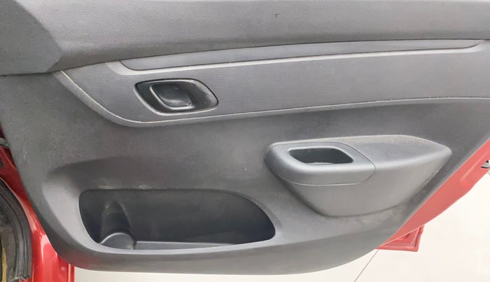 2015 Renault Kwid RXT 0.8, Petrol, Manual, 80,253 km, Driver Side Door Panels Control