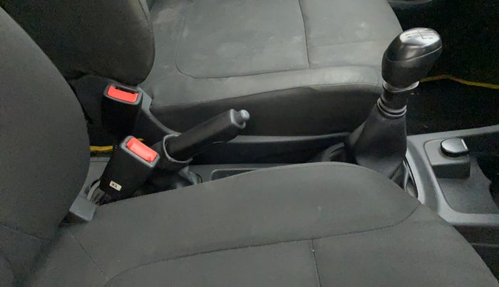 2015 Renault Kwid RXT 0.8, Petrol, Manual, 80,253 km, Gear Lever