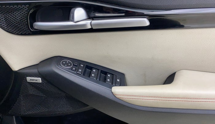 2020 KIA SELTOS GTX PLUS DCT 1.4 PETROL, Petrol, Automatic, 60,243 km, Driver Side Door Panels Control