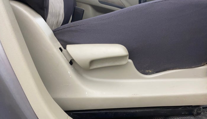 2016 Maruti Celerio ZXI, Petrol, Manual, 55,510 km, Driver Side Adjustment Panel