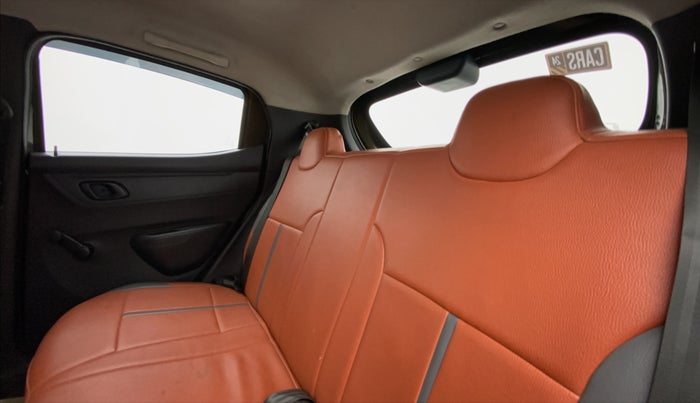 2015 Renault Kwid RXT 0.8, Petrol, Manual, 89,528 km, Right Side Rear Door Cabin