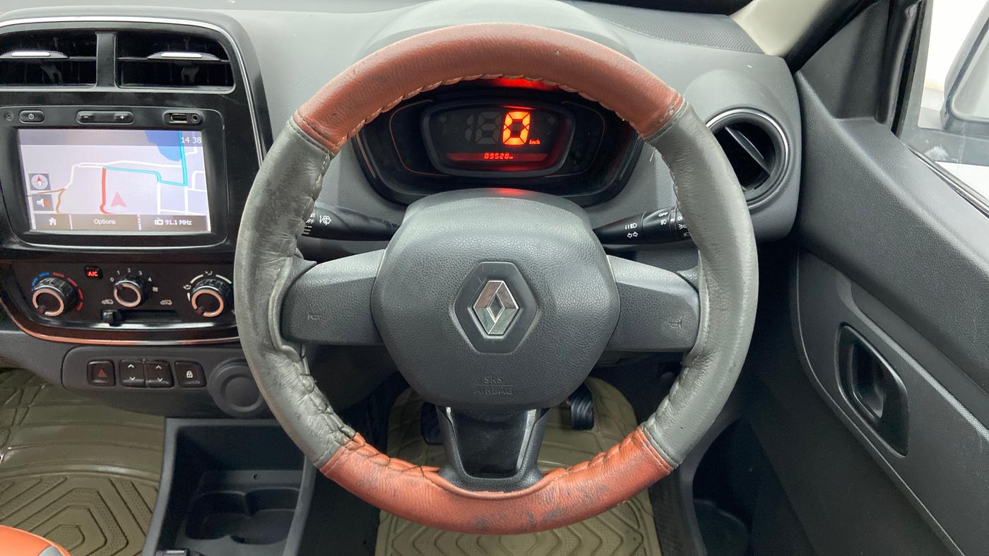 2015 Renault Kwid RXT 0.8, Petrol, Manual, 89,528 km, Steering Wheel Close Up