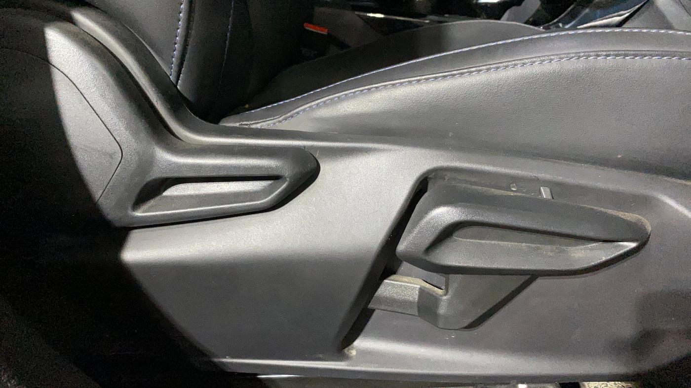 2024 Tata NEXON Fearless Plus S 1.2 Revotron 7DCA Dark Edition, Petrol, Automatic, 7,802 km, Driver Side Adjustment Panel