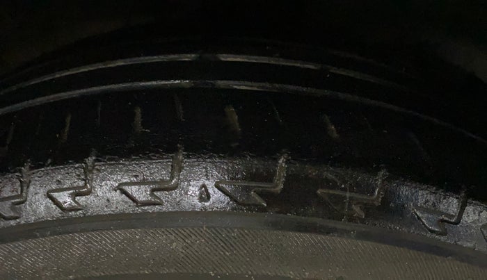 2017 Honda WR-V 1.2L I-VTEC S MT, Petrol, Manual, 30,784 km, Right Front Tyre Tread