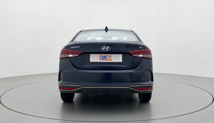2020 Hyundai Verna SX 1.5 CRDI, Diesel, Manual, 47,897 km, Back/Rear