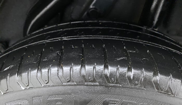 2020 Hyundai Verna SX 1.5 CRDI, Diesel, Manual, 47,897 km, Left Rear Tyre Tread