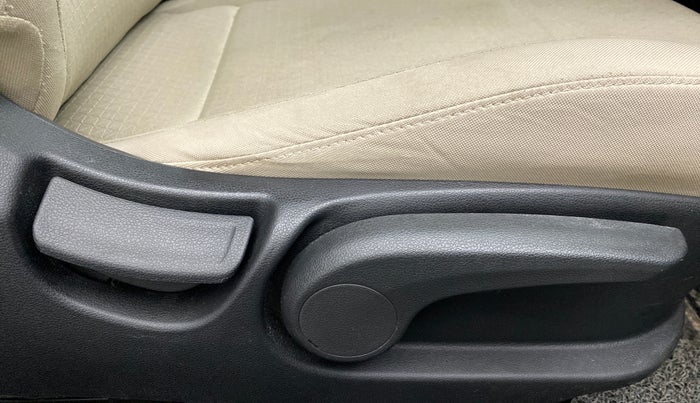 2020 Hyundai Verna SX 1.5 CRDI, Diesel, Manual, 47,897 km, Driver Side Adjustment Panel