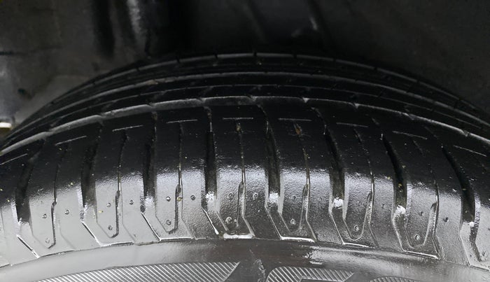 2020 Hyundai Verna SX 1.5 CRDI, Diesel, Manual, 47,897 km, Right Rear Tyre Tread