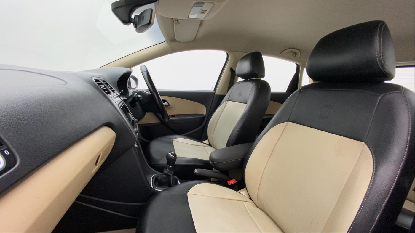 2016 Volkswagen Polo HIGHLINE1.2L, Petrol, Manual, Right Side Front Door Cabin