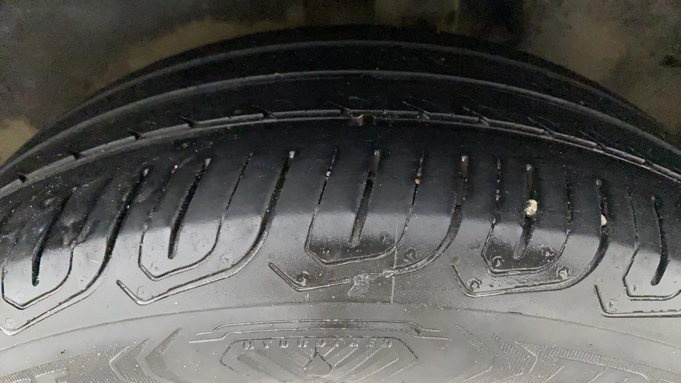 2016 Volkswagen Polo HIGHLINE1.2L, Petrol, Manual, Left Rear Tyre Tread