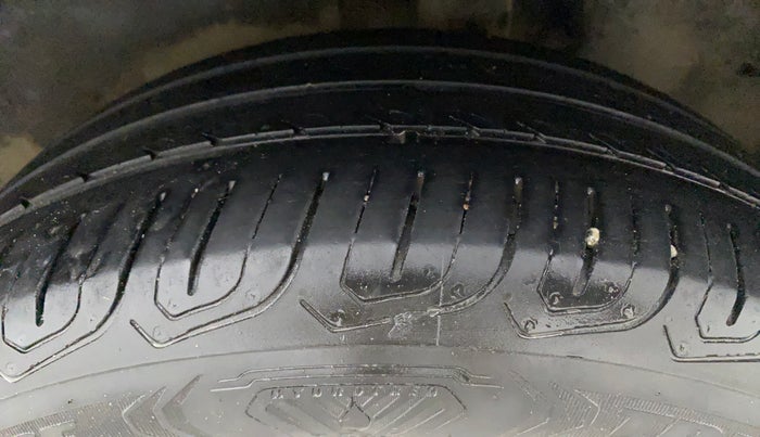 2016 Volkswagen Polo HIGHLINE1.2L, Petrol, Manual, Left Rear Tyre Tread