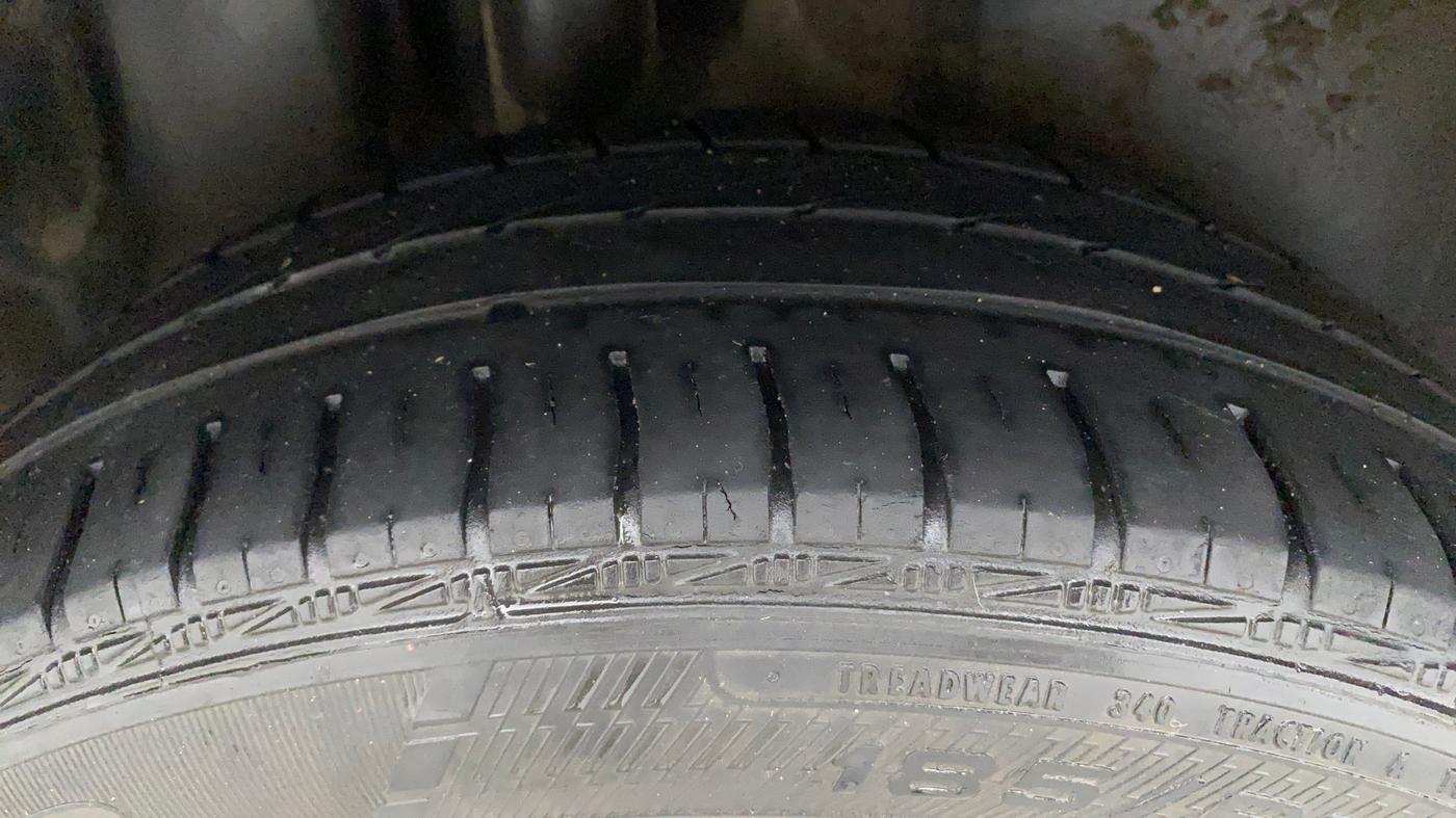 2016 Volkswagen Polo HIGHLINE1.2L, Petrol, Manual, Right Rear Tyre Tread