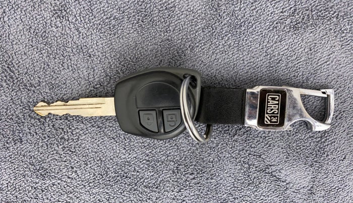 2010 Maruti Wagon R 1.0 VXI, Petrol, Manual, 64,781 km, Lock system - Remote key minor damage