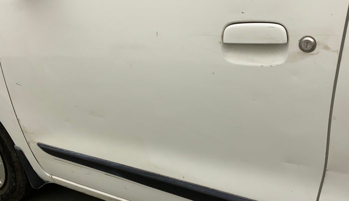 2010 Maruti Wagon R 1.0 VXI, Petrol, Manual, 64,781 km, Front passenger door - Slightly dented