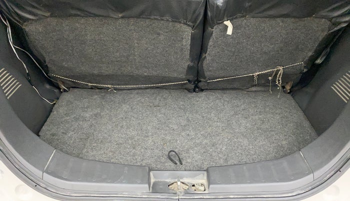 2010 Maruti Wagon R 1.0 VXI, Petrol, Manual, 64,781 km, Dicky (Boot door) - Parcel tray missing