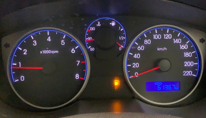 2011 Hyundai i20 SPORTZ 1.2, Petrol, Manual, 61,367 km, Odometer Image