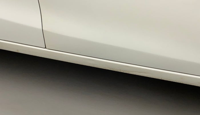 2018 Maruti Celerio VXI (O), Petrol, Manual, 42,817 km, Right running board - Minor scratches